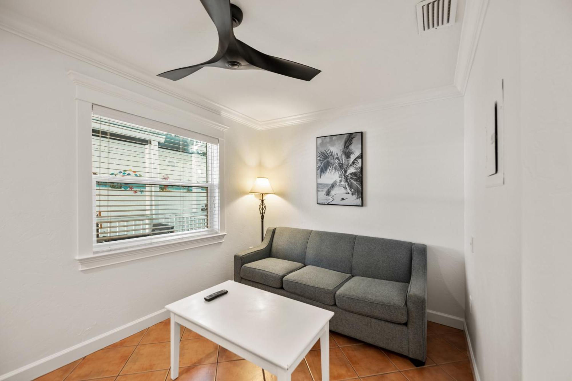 Tropic Isle At Anna Maria Island Inn Bradenton Beach Bagian luar foto