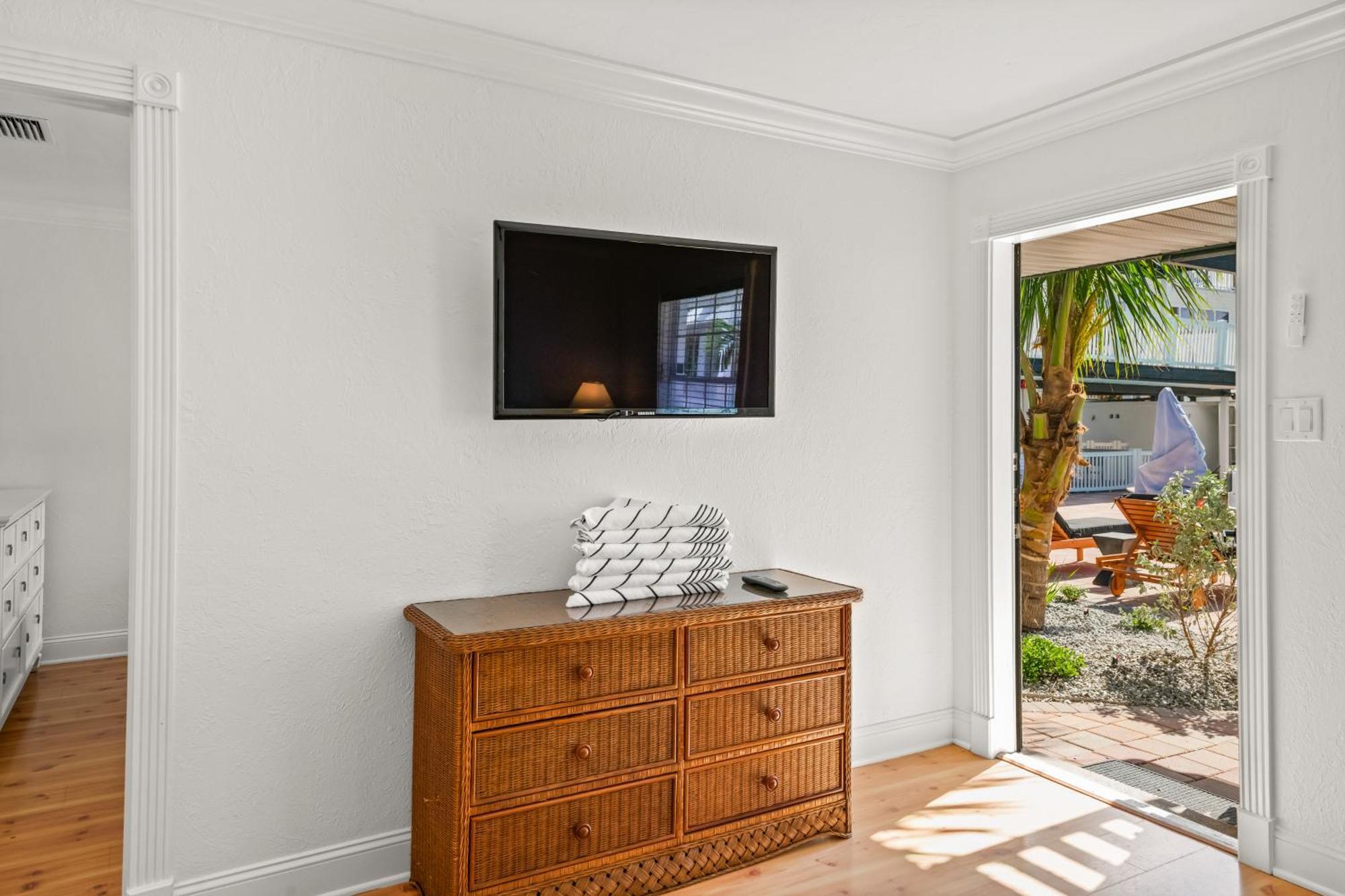 Tropic Isle At Anna Maria Island Inn Bradenton Beach Bagian luar foto