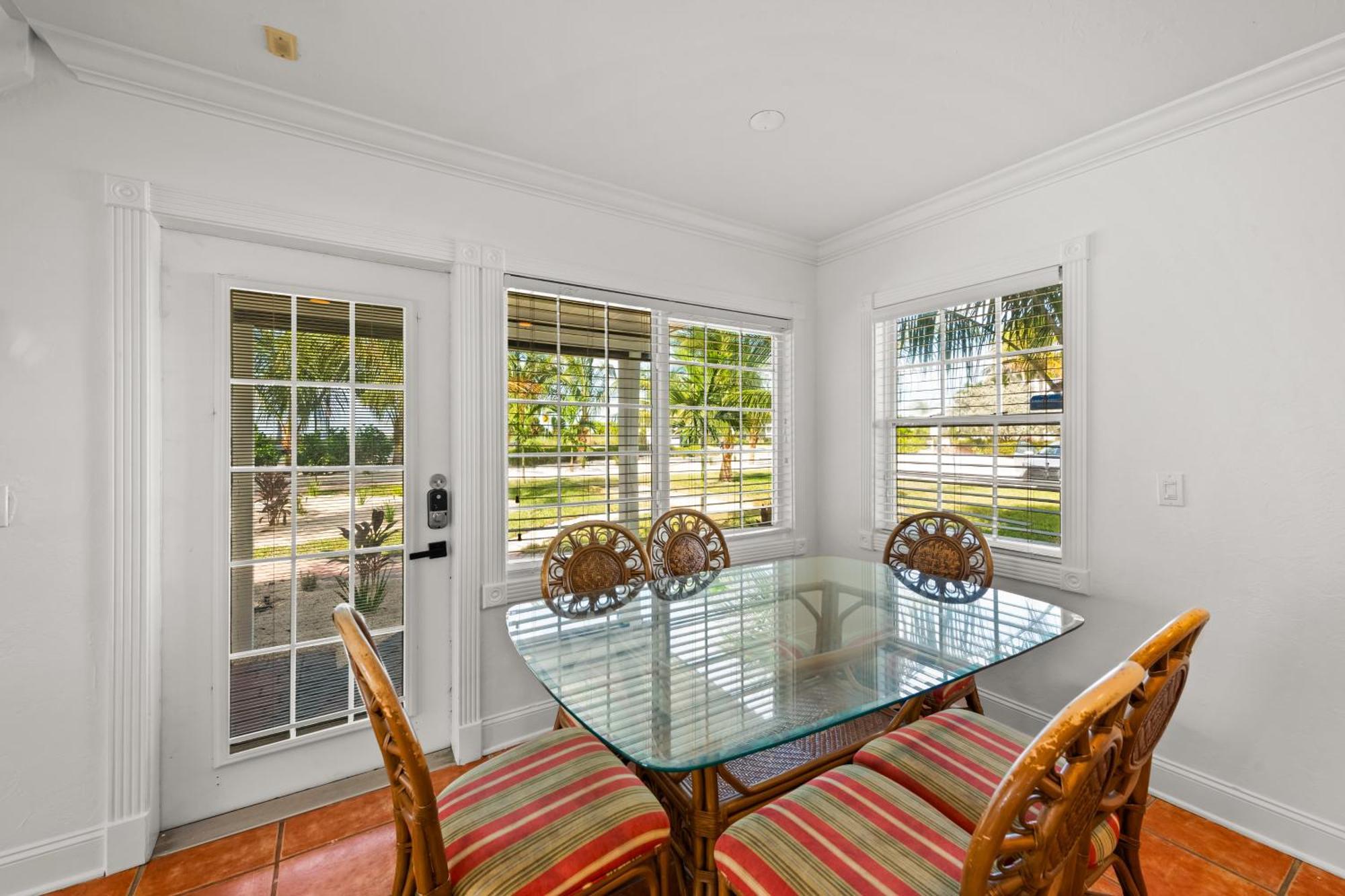 Tropic Isle At Anna Maria Island Inn Bradenton Beach Bagian luar foto